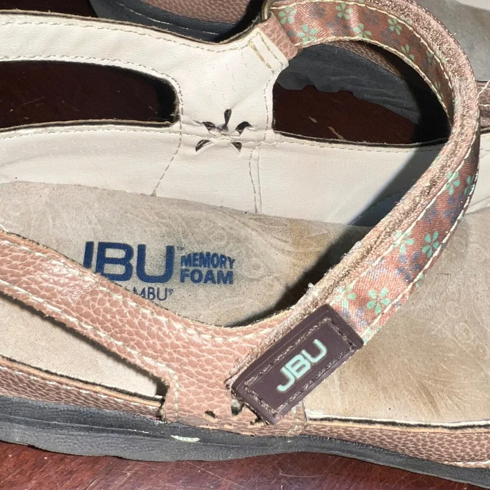JBU by Jambu Womens Tan Floral Laser Cut Mary Jane Memory Foam Flats Size 9.5W